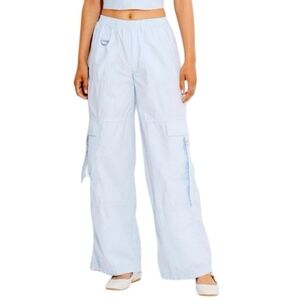 Wild Fable Mid Rise Wild Leg Cargo Pants Light Blue Size XS